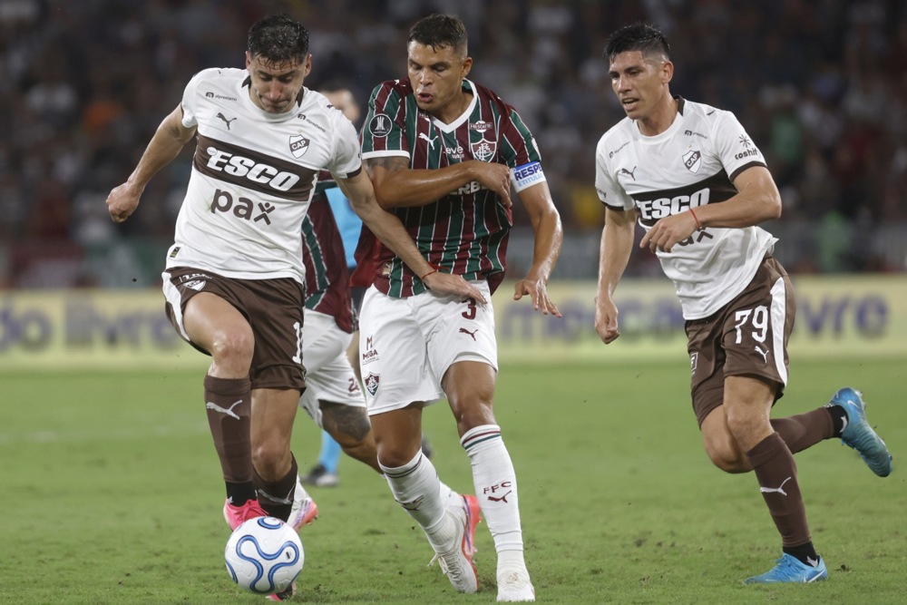 Ảnh bài viết Fluminense thách thức quy luật bóng đá với 3 cầu thủ ngoài 40 tuổi