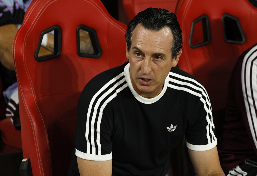 Carragher cho rằng Emery nên tiếp quản Man Utd. Ảnh: EPA IMAGES.