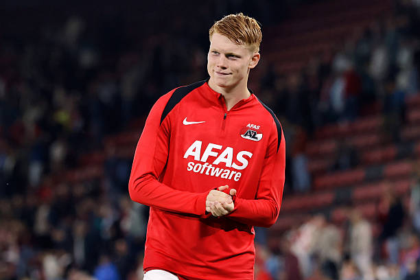 Tiền vệ Kees Smith được Bournemouth dành sự quan tâm lướn. Ảnh: Rico Brouwer/Getty Images