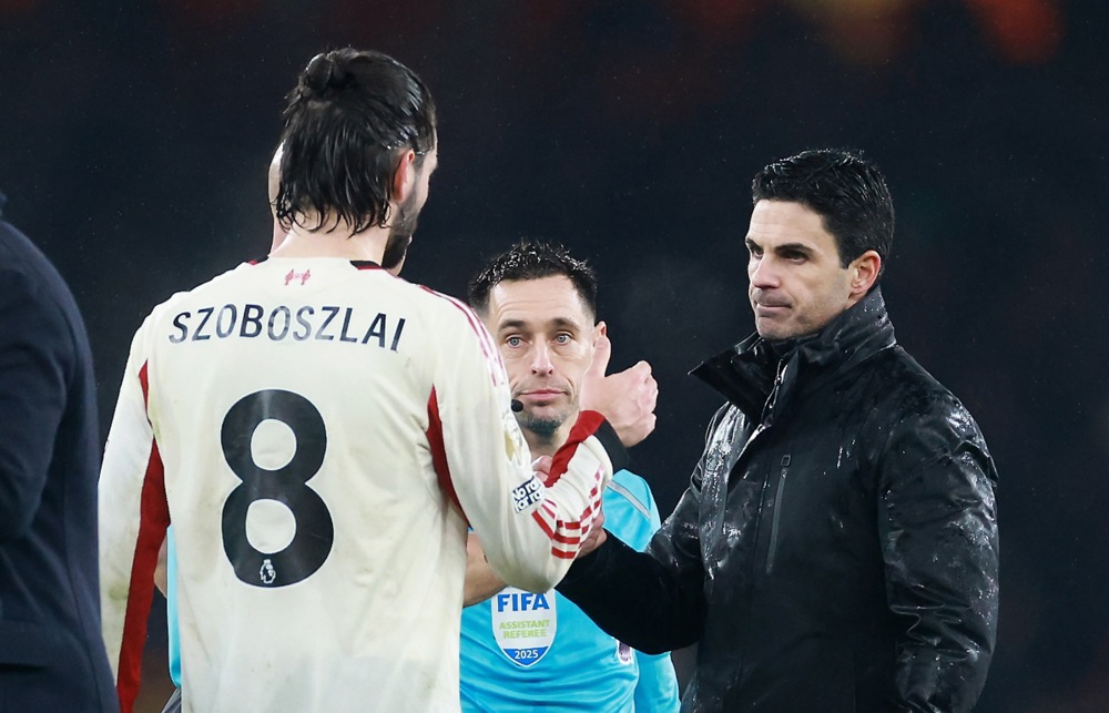 Arsenal của Arteta quyết phá dớp 14 năm ở Anfield. Ảnh: EPA.