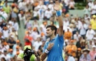 Khoảnh khắc ăn mừng thắng lợi ngọt ngào của Djokovic