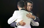 Thực hư chuyện Ronaldo nhường giải 'Cầu thủ hay nhất năm' cho Lewandowski