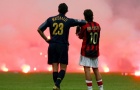 Câu chuyện đằng sau bức ảnh biểu tượng của derby Milan