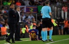 NÓNG! Messi khuỵu gối trong ngày Barca tìm lại chiến thắng