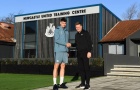 CHÍNH THỨC! Newcastle ký hợp đồng dài hạn với ngôi sao 17 tuổi