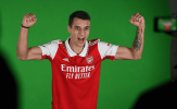 Tân binh đến Arsenal để cạnh tranh với Gabriel Magalhaes