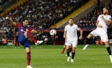 Ramos đá phản lưới giúp Barca chiếm đỉnh La Liga