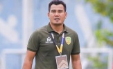 Giúp đội nhà thăng hạng, cựu tiền đạo tuyển Việt Nam nhận 'trái đắng'