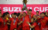 Khoảnh khắc ĐT Việt Nam nâng Cúp vô địch sau 10 năm chờ đợi