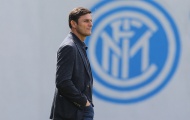 Phó chủ tịch Javier Zanetti thị sát buổi tập luyện của Inter trước derby Milan