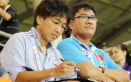 HLV Miura cắt ngắn kỳ nghỉ, đi tuyển quân cho trận đấu Man City
