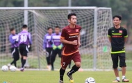 Hồng Duy trở lại tập cùng U23 Việt Nam