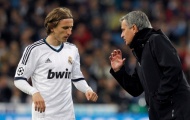 Tại sao Tottenham nên “cầm lòng” trước Luka Modric?