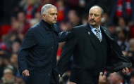 Bị FA sờ gáy, Man Utd sẽ dùng 'lá chắn' Liverpool để cứu Mourinho