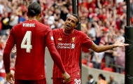 CHÍNH THỨC: Trung vệ 'phi thường' ký hợp đồng mới với Liverpool
