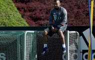 Không được tới Chelsea, Vidal lặng im trong buổi tập của Bayern
