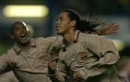 Pha lập công kinh điển của Ronaldinho vào lưới Chelsea