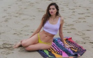 Blanca Blanco - Mỹ nữ thả rông trên bãi biển