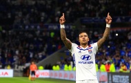 Depay lập hattrick, Lyon nghẹt thở ghi tên vào vòng bảng Champions League