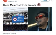 Maradona 'làm trò hề' khán đài trong trận đấu của Argentina