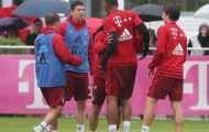 Biến tại Bayern Munich: Lewandowski 'tẩn' nhau to với Coman trên sân tập