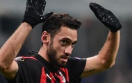 “Thánh sút phạt” đứng trước tương lai bấp bênh tại AC Milan