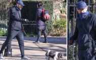 Lampard thoải mái dẫn chó đi dạo giữa đại dịch COVID-19 tại Anh