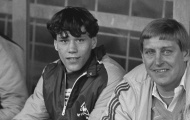 38 năm Van Basten ra mắt bóng đá chuyên nghiệp: Nhớ về anh, 'Thiên nga vùng Utrecht'