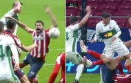 Diego Costa ăn vạ thô thiển, Atletico vẫn được VAR trao penalty
