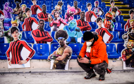 AC Milan chào đón hàng loạt nhân vật nổi tiếng trên khán đài San Siro