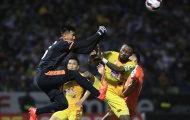 Vua dội bom V-League bị phạt nặng sau hàng loạt hành vi phi thể thao