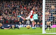 Sao M.U lập kỷ lục; Arsenal với khẩu pháo 'xịt'