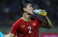Bên trong chai nước màu vàng của đội tuyển Việt Nam