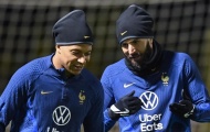 Benzema khiến tuyển Pháp lo lắng