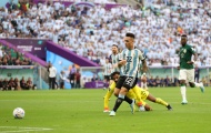 VAR gây tranh cãi khi từ chối bàn của Argentina