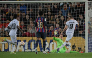 Benzema hủy diệt Barca với hat-trick, Real hiên ngang vào Chung kết