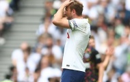 Kane không thể ngăn Tottenham lún sâu vào khủng hoảng
