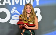 Shakira tỏa sáng rực rỡ ngày nhận giải Grammy
