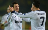 Mesut Ozil: 'Hãy tôn trọng Ronaldo'