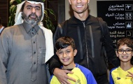 CHÍNH THỨC: Ronaldo đặt chân đến Al-Nassr