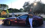 Ronaldo sắm thêm siêu xe thể thao Ferrari
