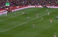 Nhìn sao Arsenal dứt điểm 1 chạm, Fabregas thốt lên 2 câu