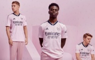 Arsenal ra mắt mẫu áo đấu thứ 3 màu hồng 