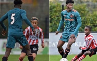 Ảnh độc đáo: Cầu thủ 14 tuổi của Ajax to gấp đôi đối thủ