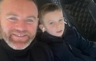 Wayne Rooney và con trai bay đến Ba Lan cổ vũ M.U
