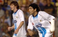 Điều gì đã xảy ra khi Messi và Maradona thi đấu cùng nhau năm 2005?