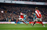 Khiến Arsenal ôm hận, Walcott nêu tên CLB xuất sắc nhất Premier League