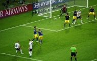 Toni Kroos đi vào lịch sử với 'đường cong' xé lưới Thuỵ Điển