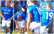 'Bom hụt' Man Utd khiến dân tình cười sặc ở trận Everton - Palace