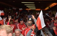 Ribery được fan vây kín ngày trở lại